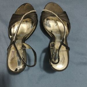 Chic Black Women's Heels with Rhinestone Detail